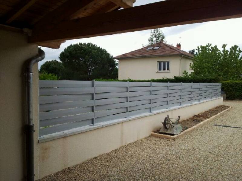 Conception et fabrication de clôture design à Lyon et alentours